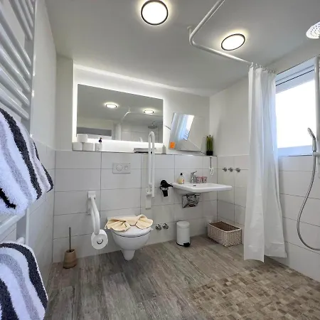 Penzion Kapitaenshaus-lassen-zimmer-atlantis